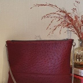 pochette bordeaux bandoulière chaîne CLAIRE