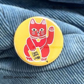 badge porte bonheur chat maneki neko rouge