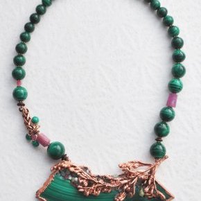 Lapilly co24C malachite tourmaline rubis