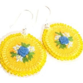 Boucles d oreilles brodées crochets argent