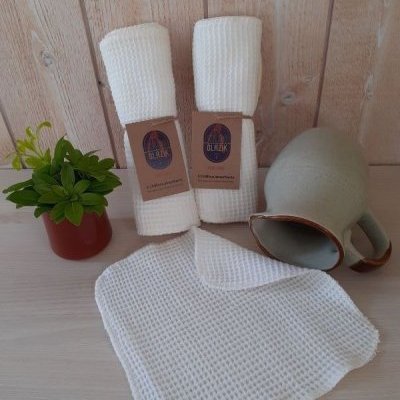 2 chiffons absorbants blancs