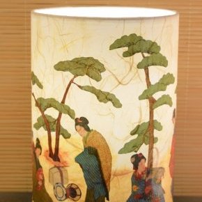 9-Abat jour à poser Estampes japonaises.