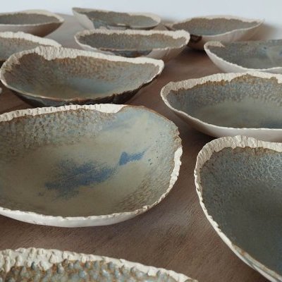 5 assiettes pointillées