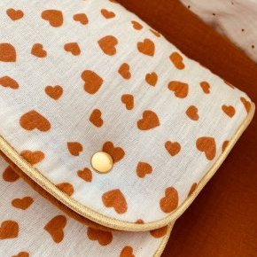 Doumome tapis à langer nomade mixte double gaze coeur