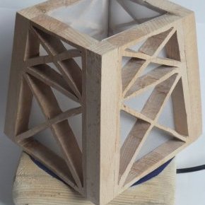 7 Pyramide boisée