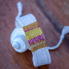 bracelet tissé