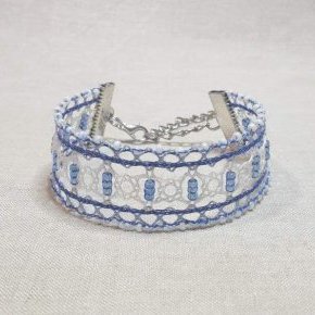 dentelle aux fuseaux bracelet maria bleu perles bleues rc