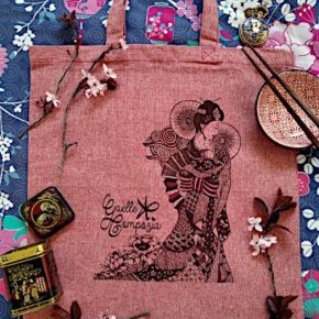 totebag rouge la geisha posé