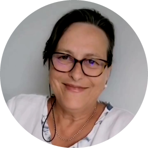 Claire BRUNEAU