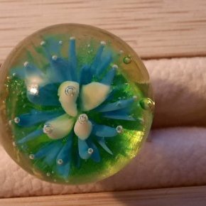 bague implosion dans le verre