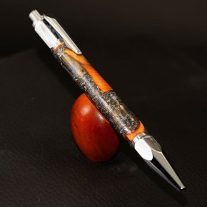 2 Stylo bille résine bois d If et paille d étain